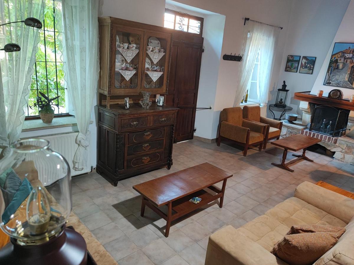 Liakoto Guest House Panayia ภายนอก รูปภาพ